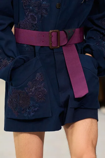 Look 120